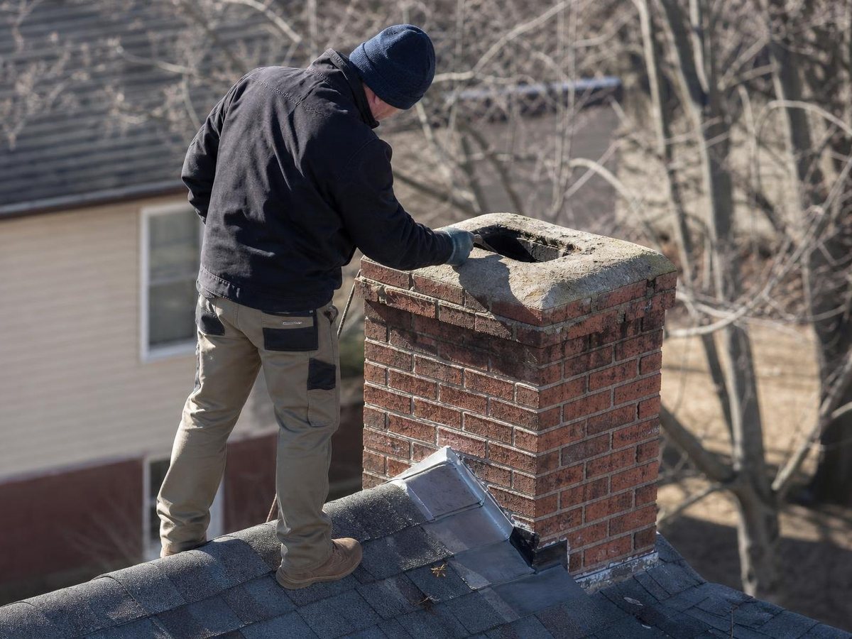 Eddie Chimney Repair work in Sarasota